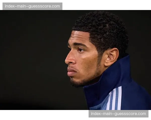 贝林厄姆伤愈回归首战即绝杀,伯纳乌重现标志性庆祝 贝林厄姆伤愈回归首战即绝杀,伯纳乌重现标志性庆祝